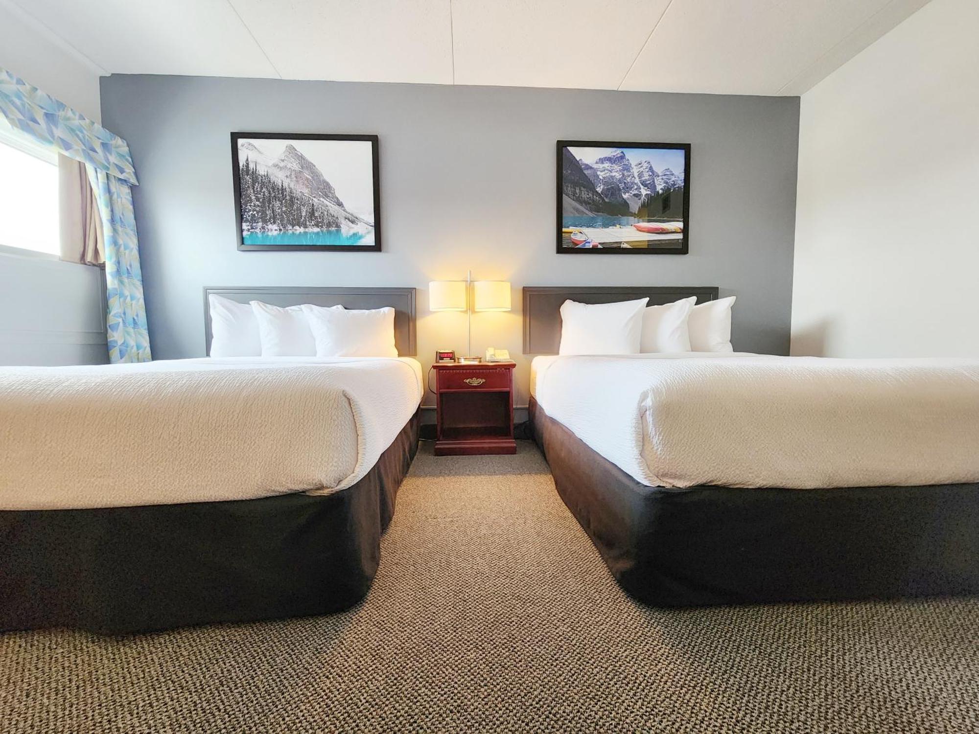Days Inn & Conference Centre By Wyndham Camrose Norsemen Экстерьер фото